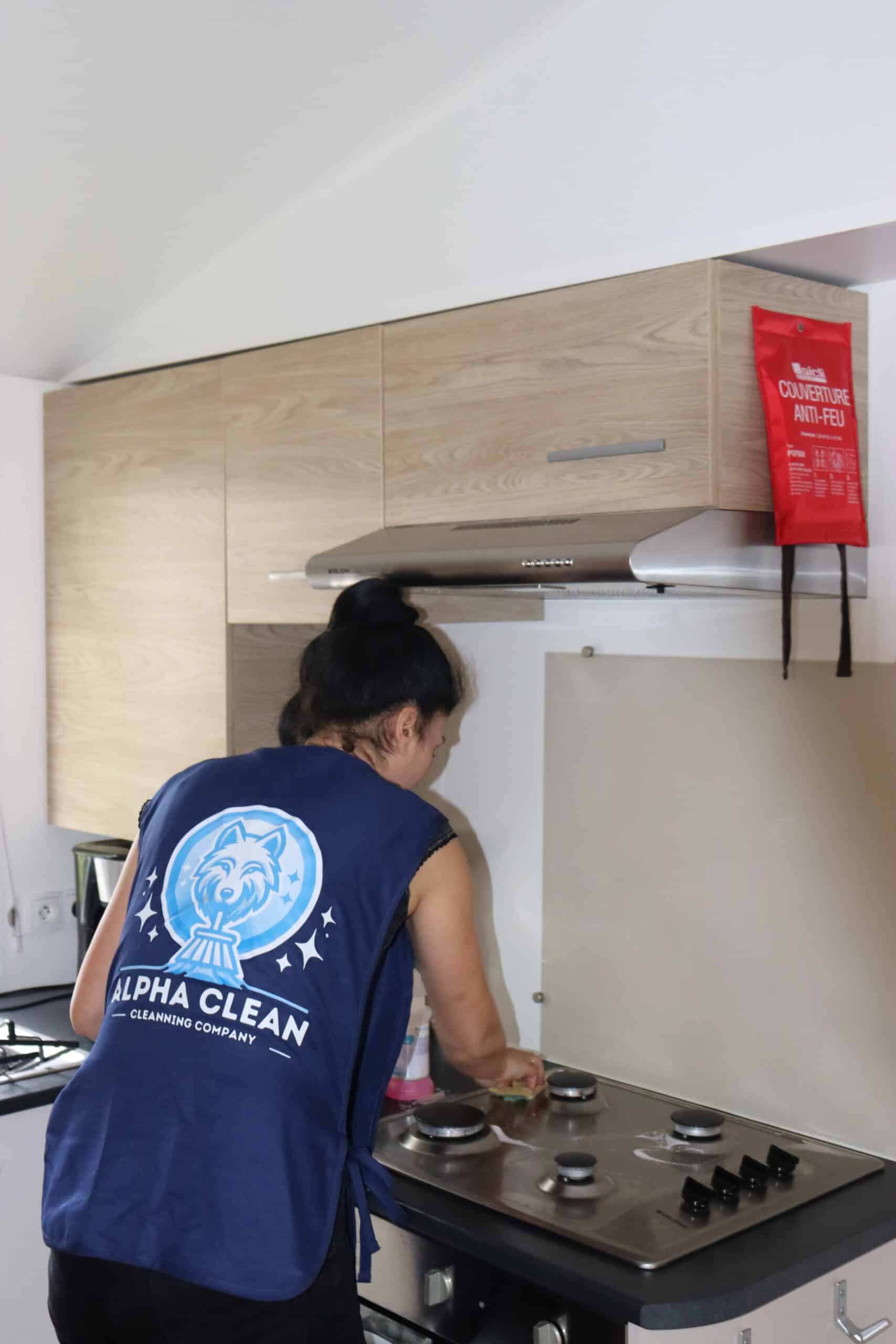 IMG 5194 scaled Alpha Clean propose des services de nettoyage professionnel adaptés à divers environnements, qu'il s'agisse d'espaces industriels, commerciaux ou résidentiels.